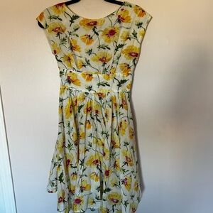 Vintage Floral Print Cap Sleeve Dress - Size XSmall